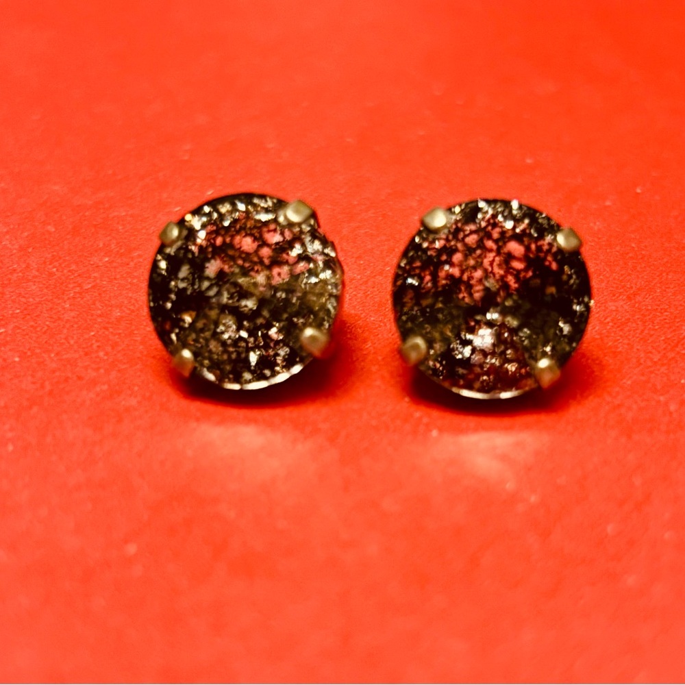 Sabika Stud Earrings